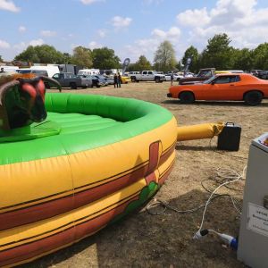 Rodeo Vermietung, Bullriding mieten, elektrischer Bulle Verleih