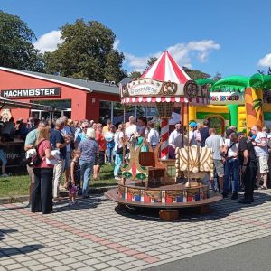 Kinderkarussell dd mieten, Nostalgiekarussell dd Vermietung, Verleih
