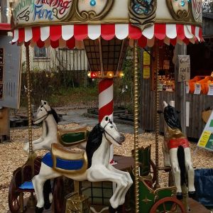 Nostalgiekarussell Pferdchen mieten, Kinderkarussell Vermietung, Verleih