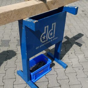 Wettnageln mieten, Nagelbock Vermietung