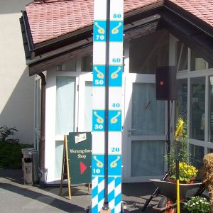 Hau den Lukas blau-weiß mieten, Hau den Lukas Verleih