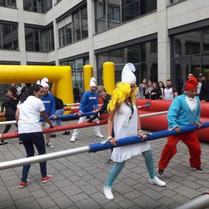 Menschenkicker mieten, Human-soccer Vermietung, Human-Footballtable Verleih