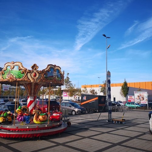 Karussell 12er und Hau den Lukas